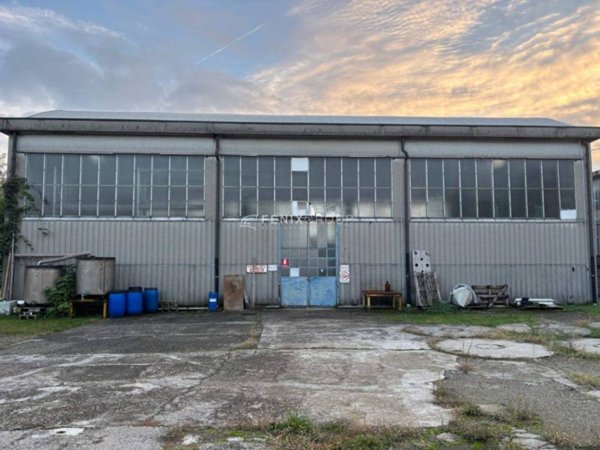 capannone in vendita a Concorezzo