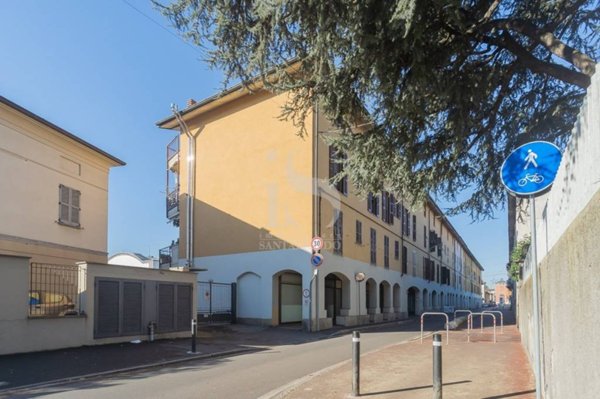 negozio in vendita a Concorezzo