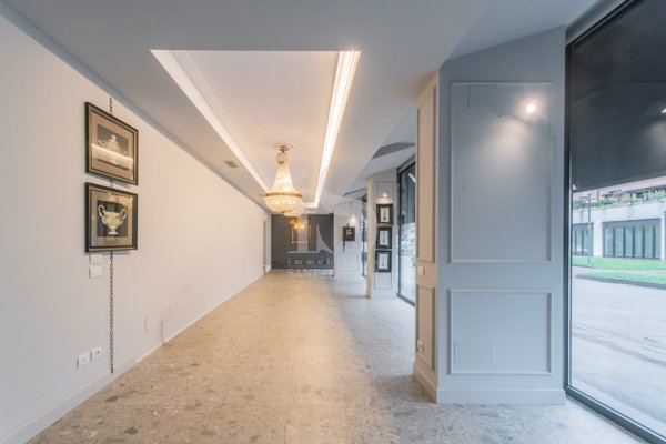 negozio in vendita a Concorezzo