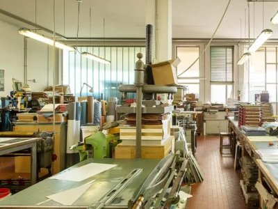 locale commerciale in vendita a Concorezzo