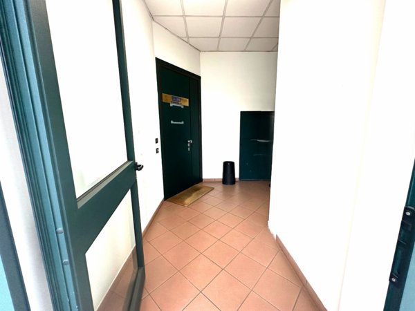 locale commerciale in vendita a Concorezzo