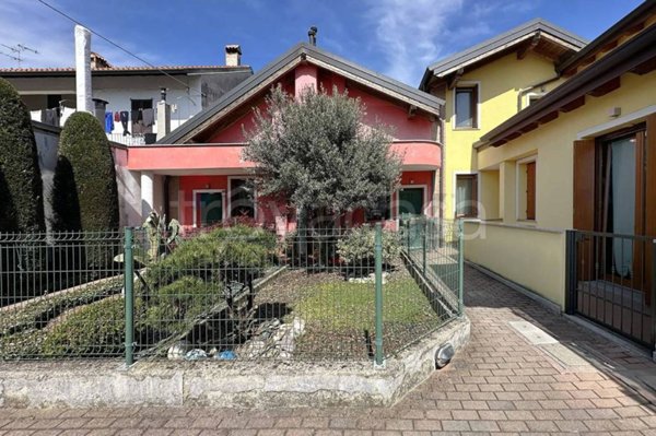 casa indipendente in vendita a Concorezzo in zona Rancate