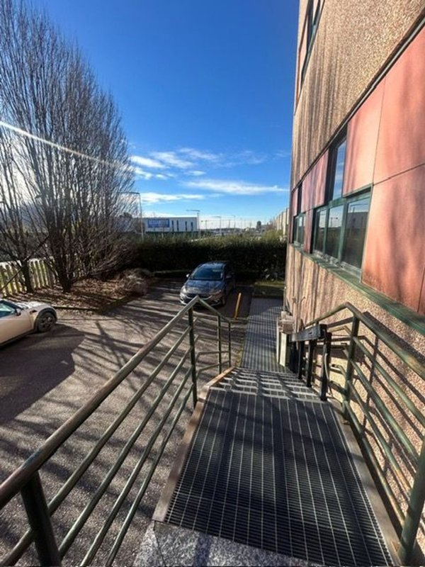 ufficio in vendita a Concorezzo