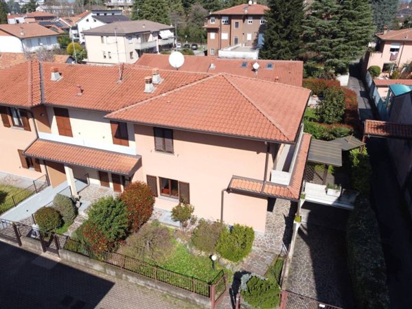 casa indipendente in vendita a Concorezzo