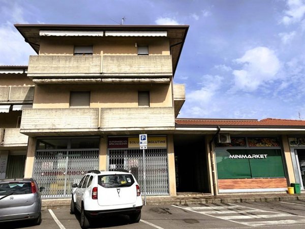 negozio in vendita a Concorezzo