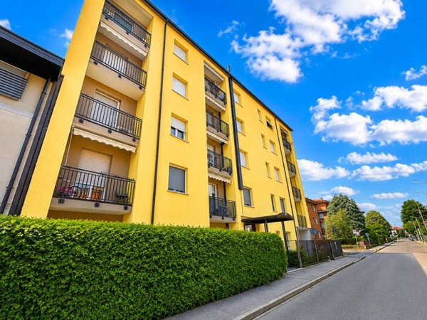 appartamento in vendita a Concorezzo in zona Rancate