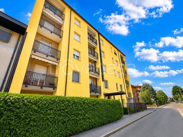 appartamento in vendita a Concorezzo in zona Rancate