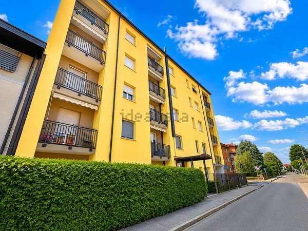 appartamento in vendita a Concorezzo in zona Rancate