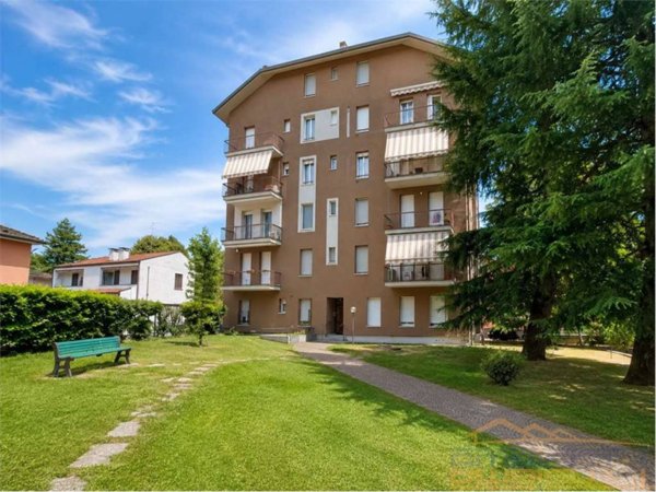appartamento in vendita a Concorezzo in zona Rancate