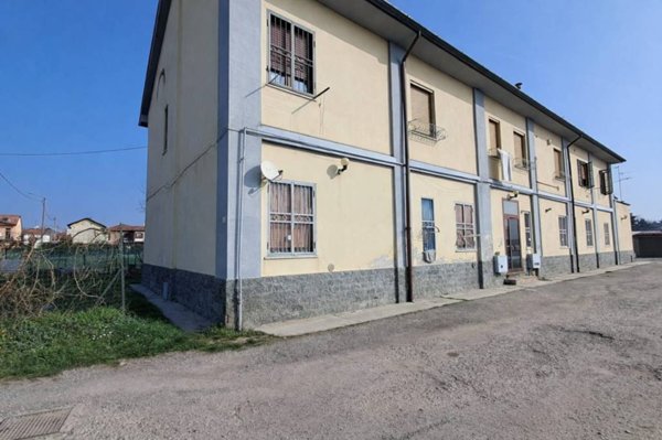appartamento in vendita a Concorezzo in zona Rancate