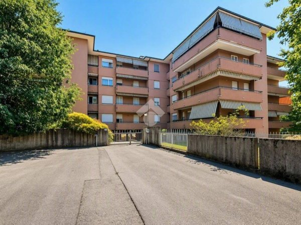 appartamento in vendita a Concorezzo in zona Rancate