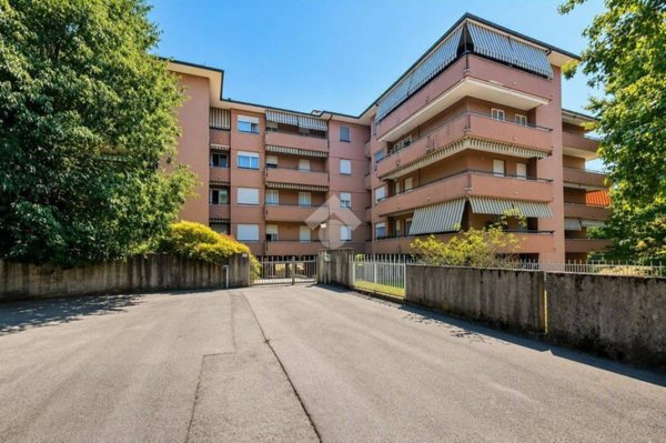 appartamento in vendita a Concorezzo in zona Rancate