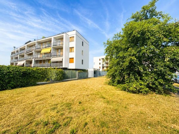 appartamento in vendita a Concorezzo in zona Rancate