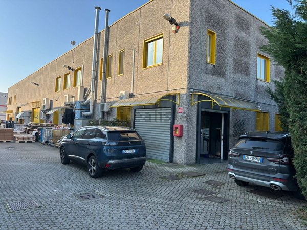 capannone in vendita a Concorezzo in zona Rancate