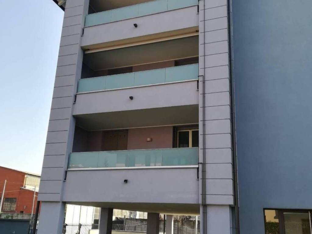 appartamento in vendita a Concorezzo in zona Rancate