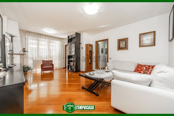 appartamento in vendita a Concorezzo in zona Rancate