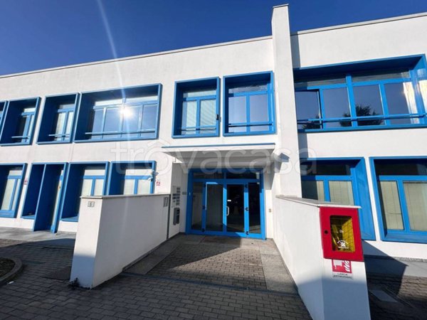 ufficio in vendita a Concorezzo in zona Rancate