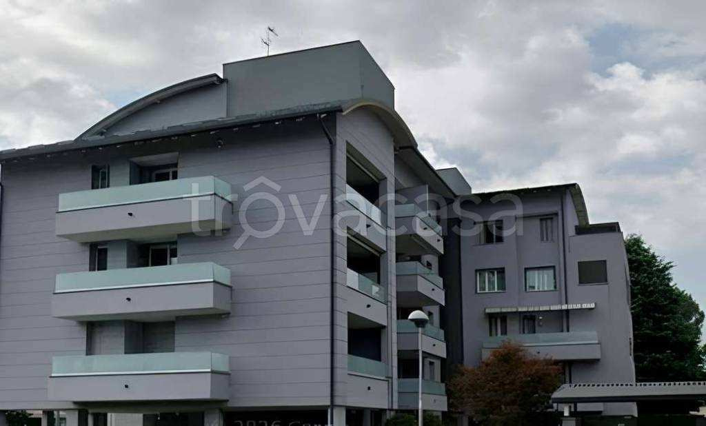 appartamento in vendita a Concorezzo in zona Rancate