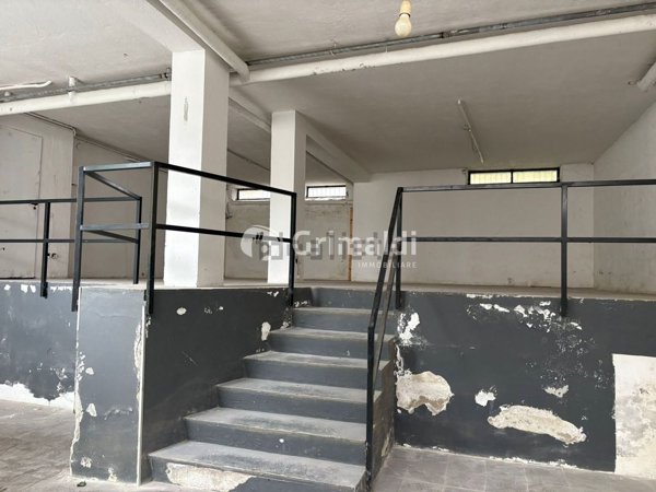 locale di sgombero in vendita a Concorezzo