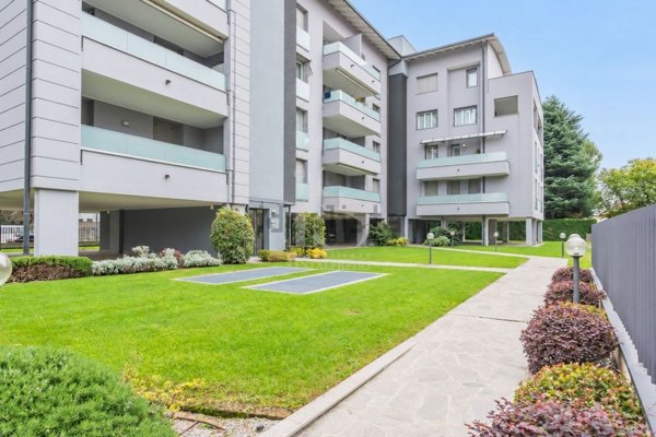 appartamento in vendita a Concorezzo in zona Rancate