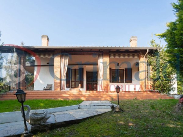 casa indipendente in vendita a Correzzana