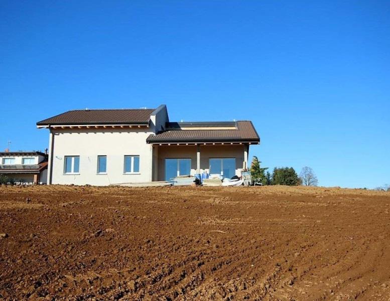 casa indipendente in vendita a Correzzana