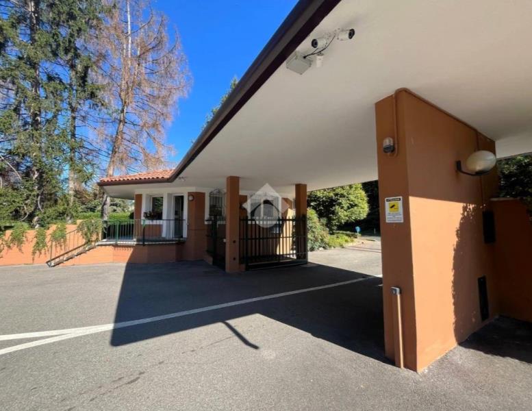 casa semindipendente in vendita a Correzzana