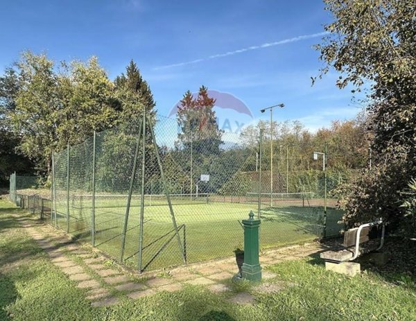casa indipendente in vendita a Correzzana