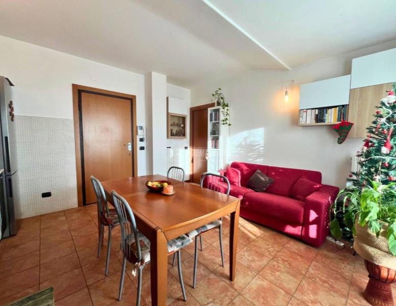 appartamento in vendita a Correzzana