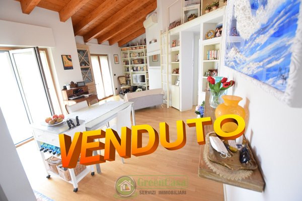 appartamento in vendita a Correzzana