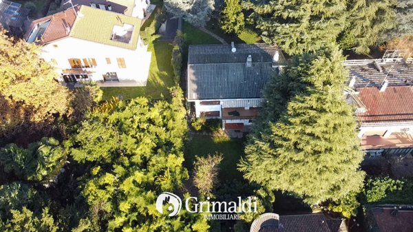 casa indipendente in vendita a Correzzana
