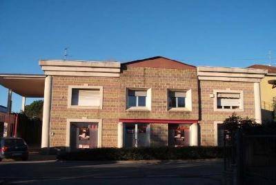 negozio in vendita a Correzzana