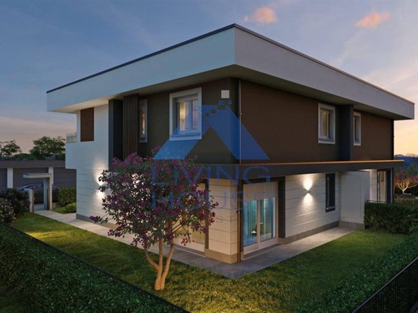 casa indipendente in vendita a Correzzana