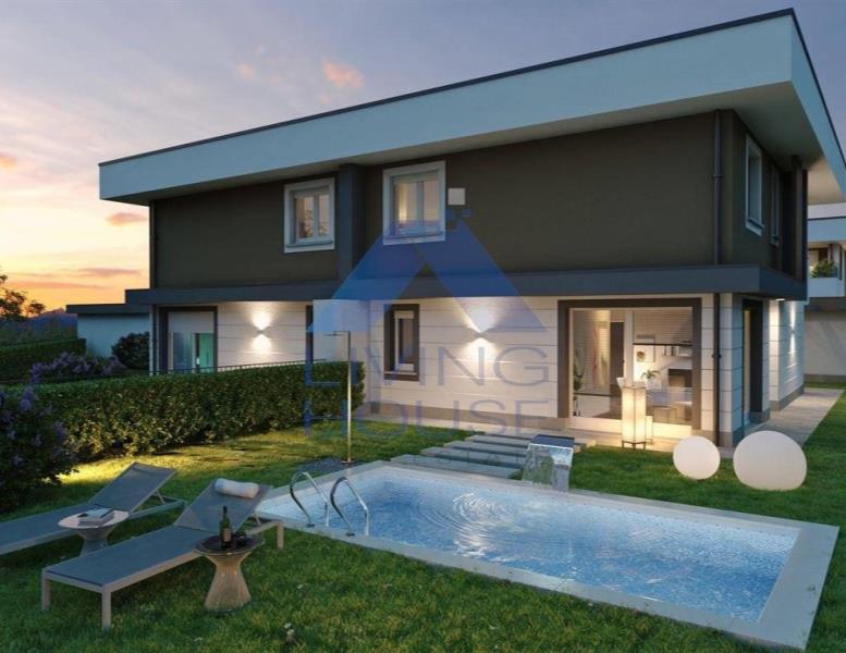 casa indipendente in vendita a Correzzana