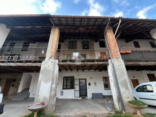 appartamento in vendita a Correzzana