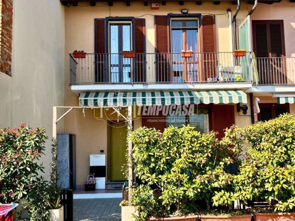 casa indipendente in vendita a Correzzana