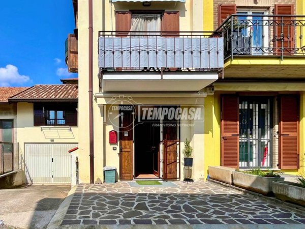 casa indipendente in vendita a Correzzana