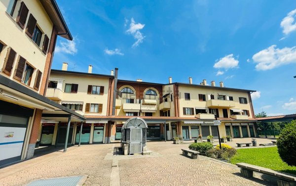 appartamento in vendita a Correzzana