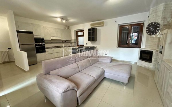 appartamento in vendita a Correzzana