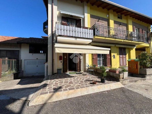 appartamento in vendita a Correzzana