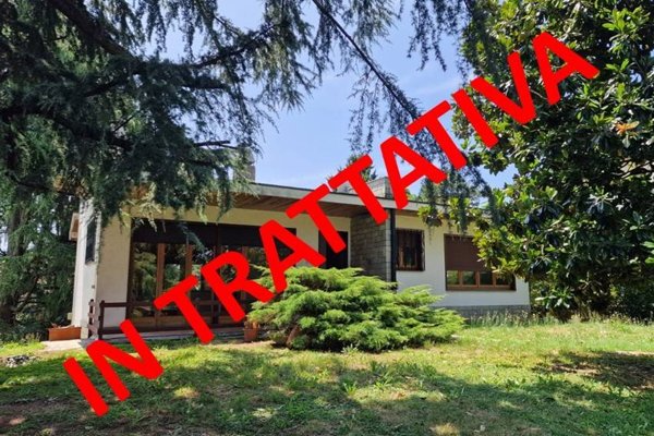 casa indipendente in vendita a Correzzana