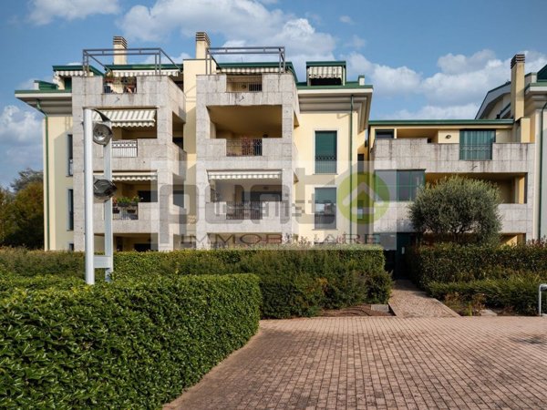 appartamento in vendita a Correzzana