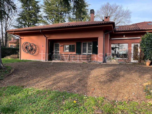 casa indipendente in vendita a Correzzana