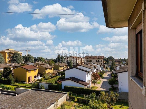 appartamento in vendita a Correzzana