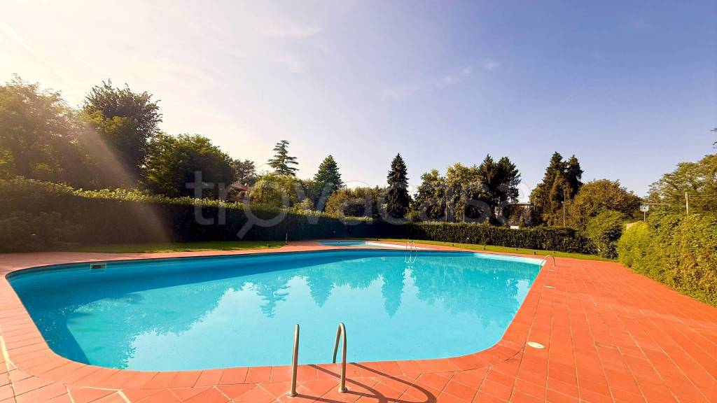 casa indipendente in vendita a Correzzana