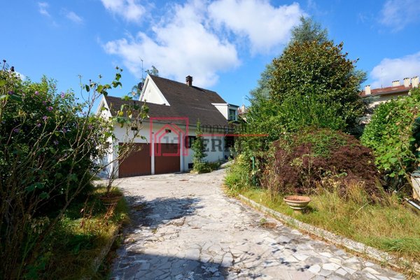 casa indipendente in vendita a Correzzana