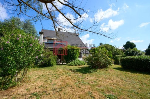 casa indipendente in vendita a Correzzana