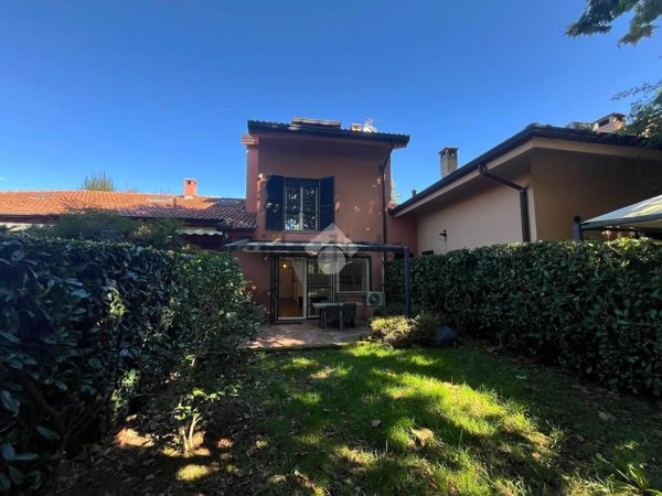 appartamento in vendita a Correzzana