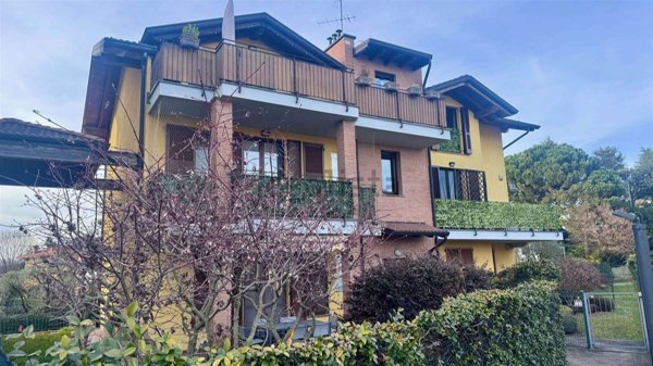 appartamento in vendita a Correzzana