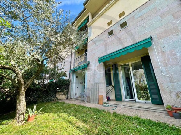 appartamento in vendita a Correzzana